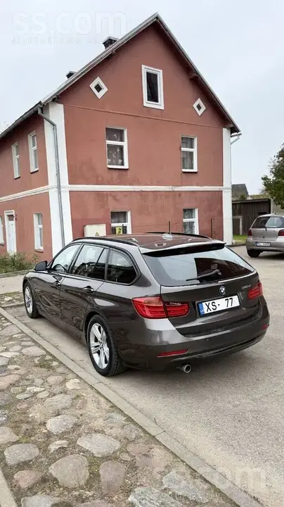 BMW 318 2014 photo 4