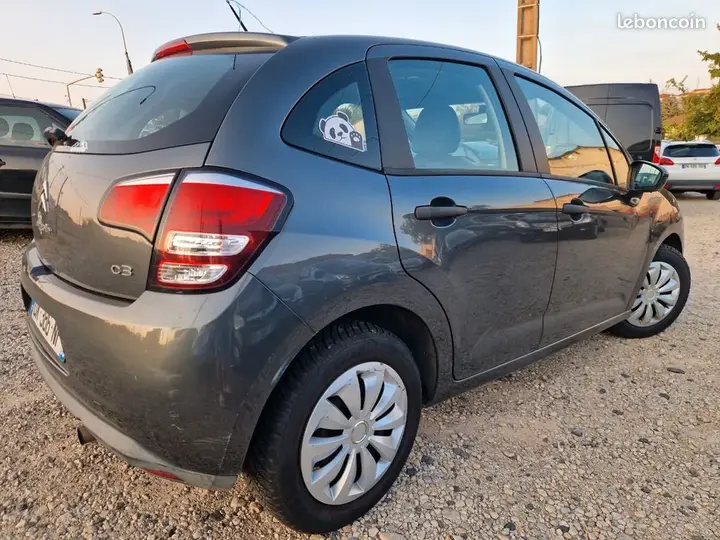 Citroen C3 2015 photo 2