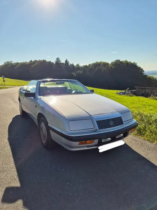 Chrysler Le Baron 1992 photo 2