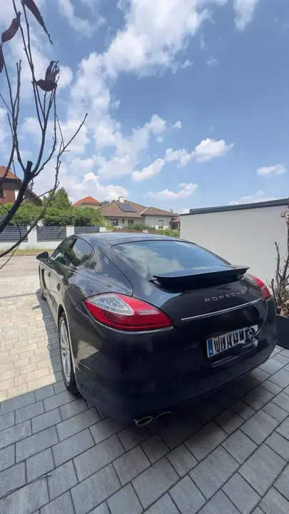 Porsche Panamera