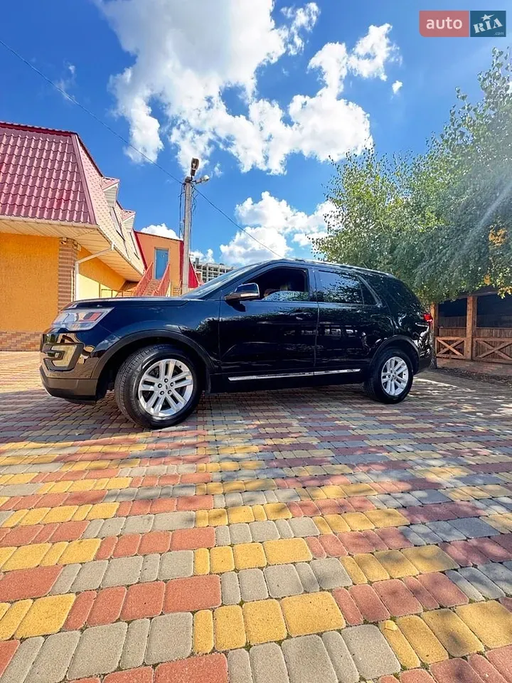 Ford Explorer