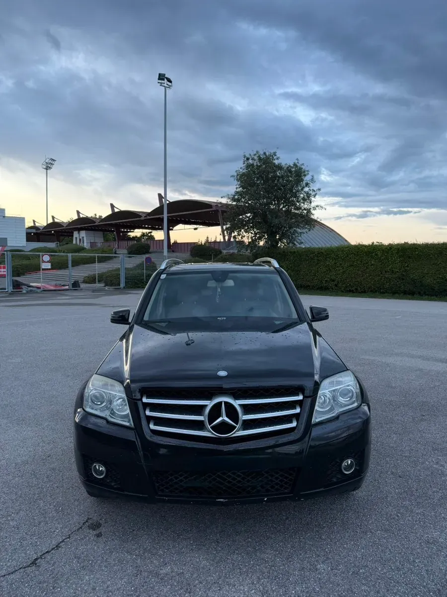 Mercedes-Benz Glk Class 2010 photo 3