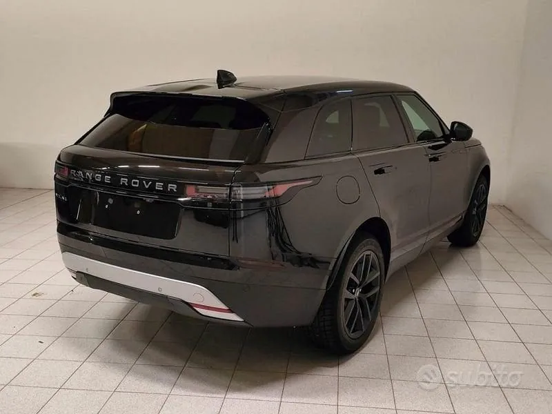 Land Rover Range Rover Velar 2025 photo 2