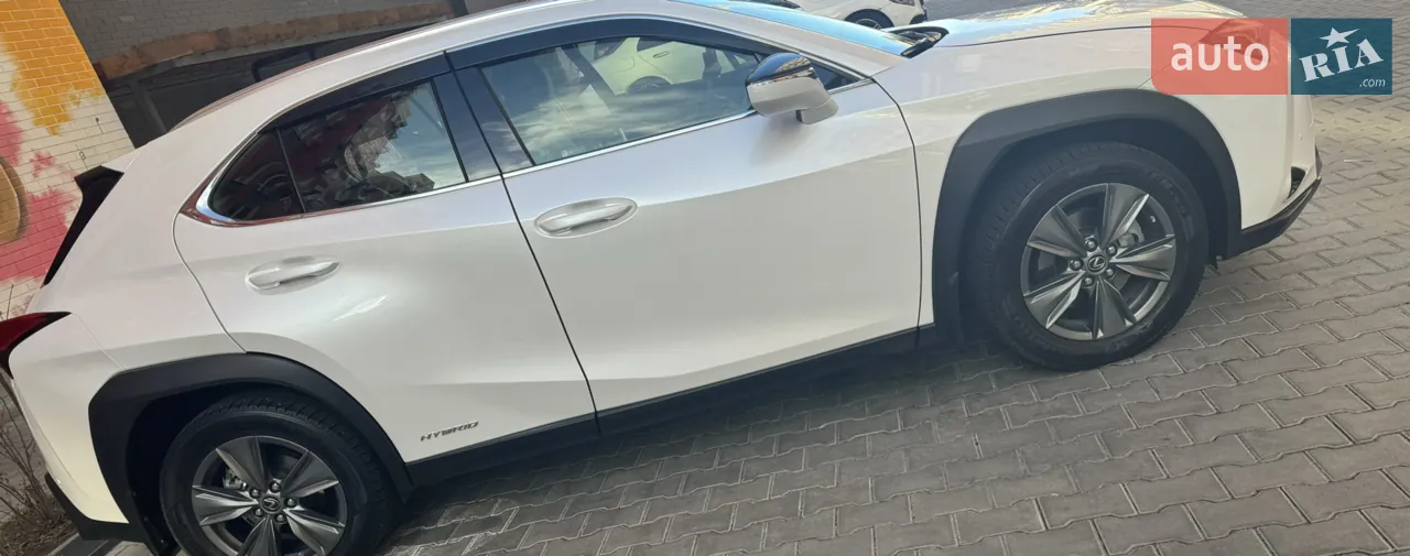 Lexus Ux 2020 photo 5