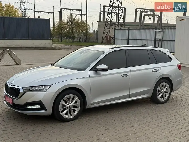 Skoda Octavia 2021 photo 4