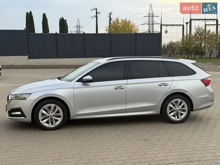 Skoda Octavia 2021 photo 5