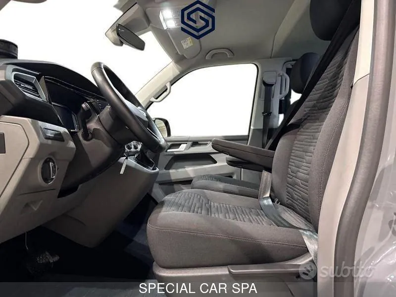 Volkswagen Multivan 2024 photo 2
