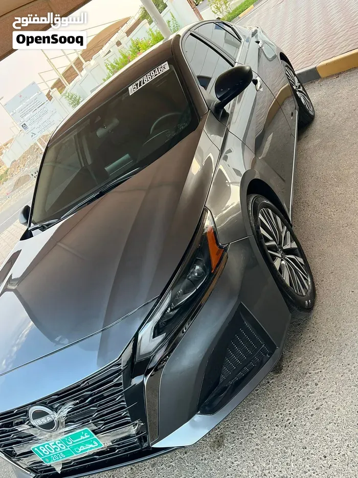 Nissan Altima