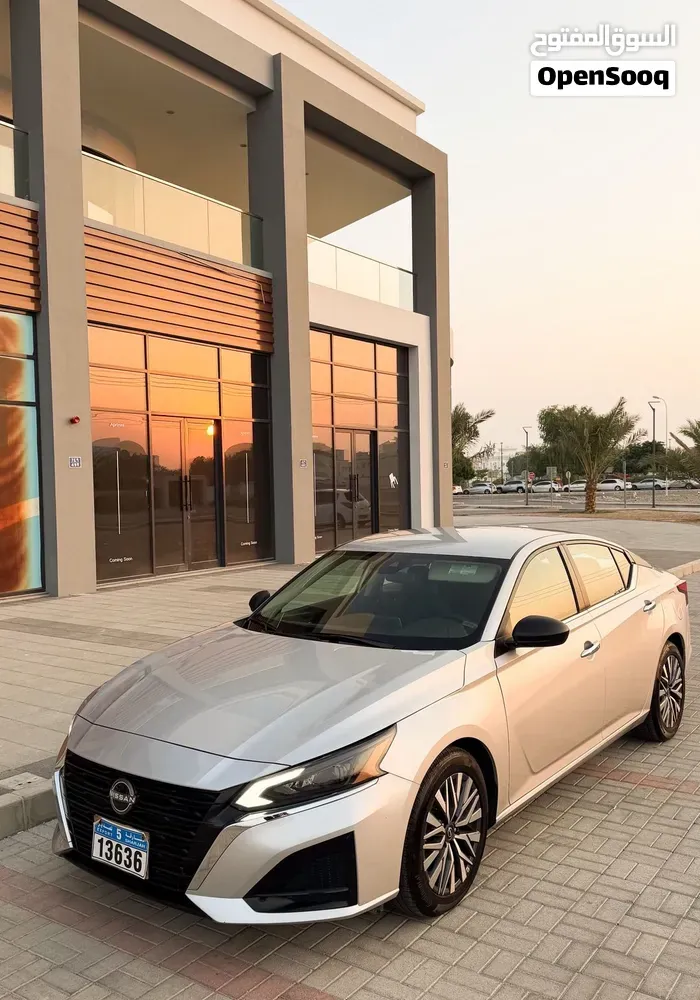 Nissan Altima 2025 photo 5