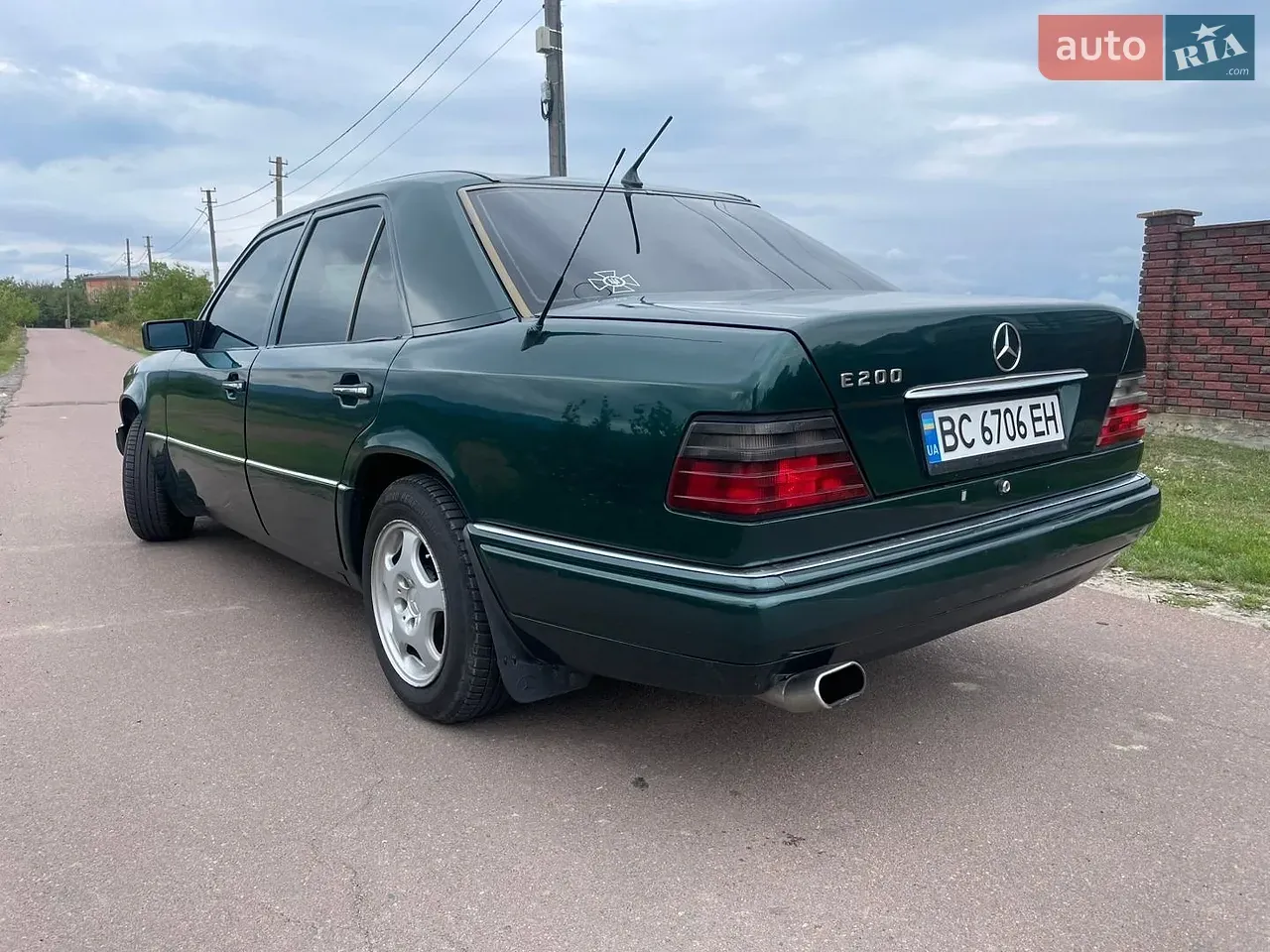 Mercedes-Benz E-Class 1995 photo 5