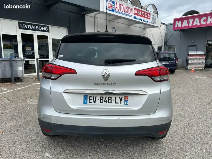 Renault Scenic 2018 photo 4