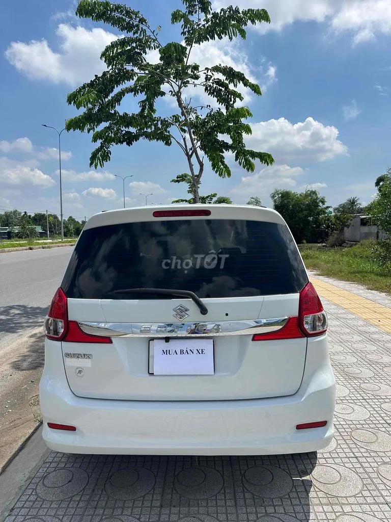 Suzuki Ertiga 2017 photo 2