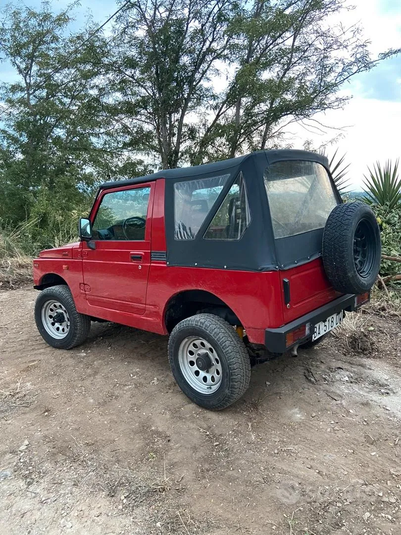 Suzuki Samurai