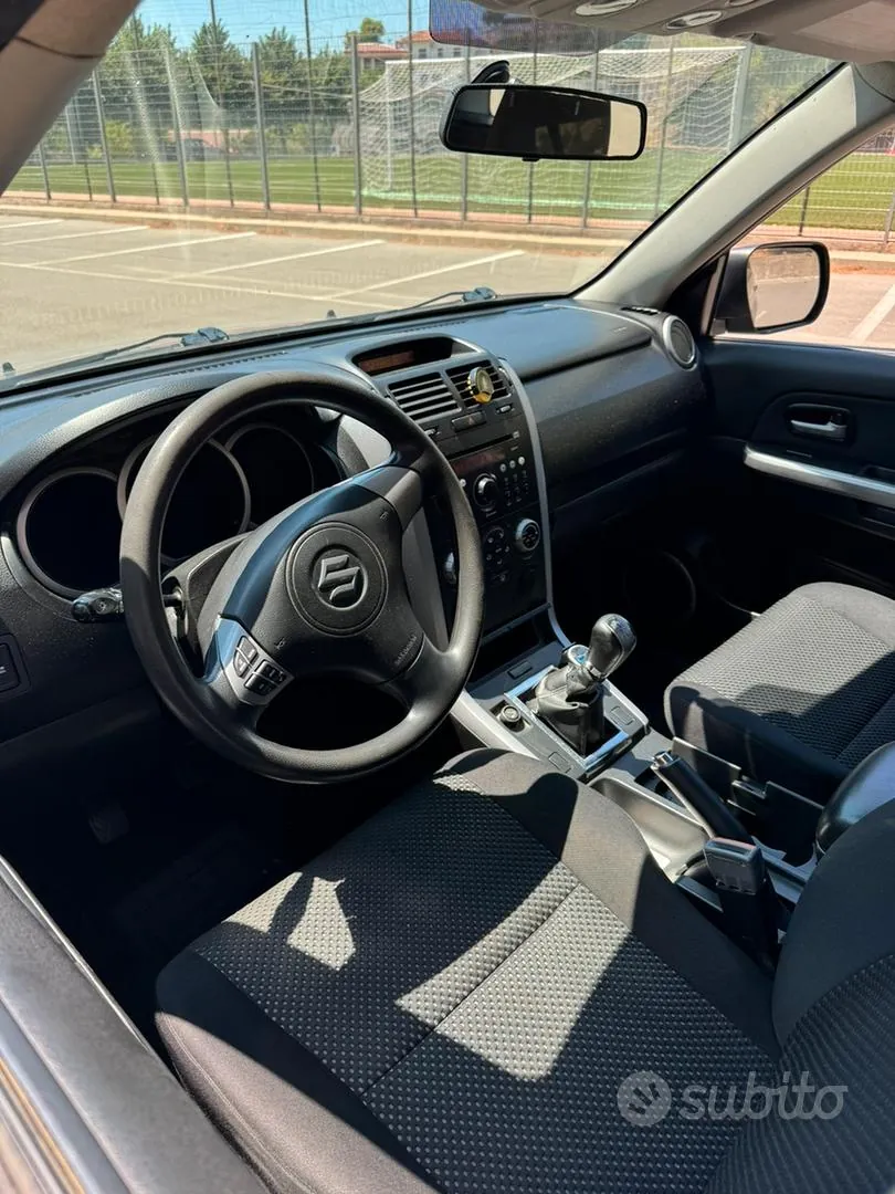 Suzuki Grand Vitara 2006 photo 4