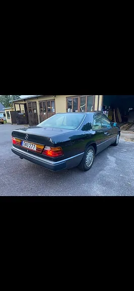 Mercedes-Benz 300 Ce 1989 photo 5