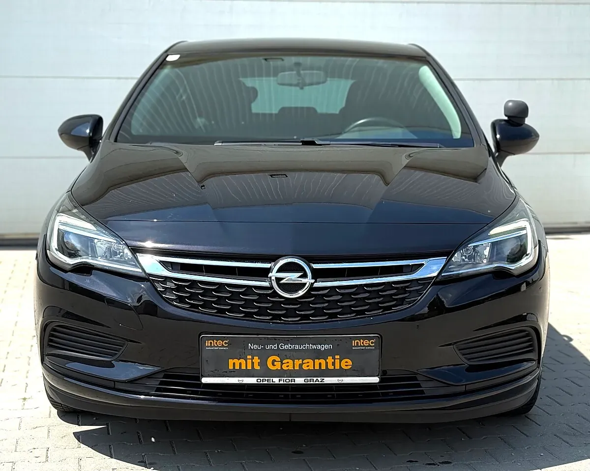 Opel Astra 2018 photo 3