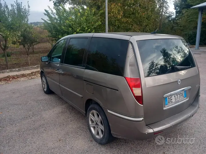Lancia Phedra 2007 photo 3