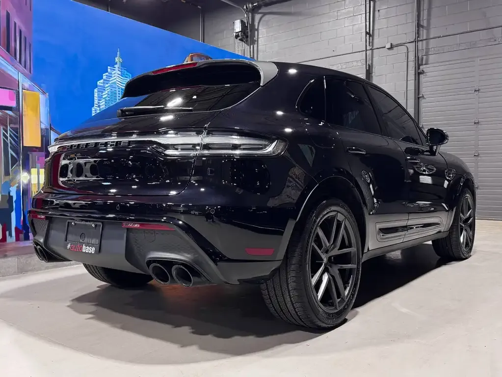 Porsche Macan 2023 photo 2