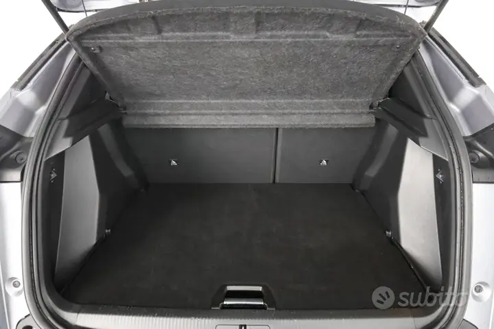 Peugeot 2008 2024 photo 5