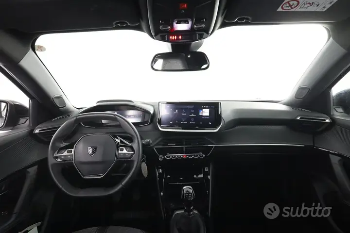 Peugeot 2008 2024 photo 3