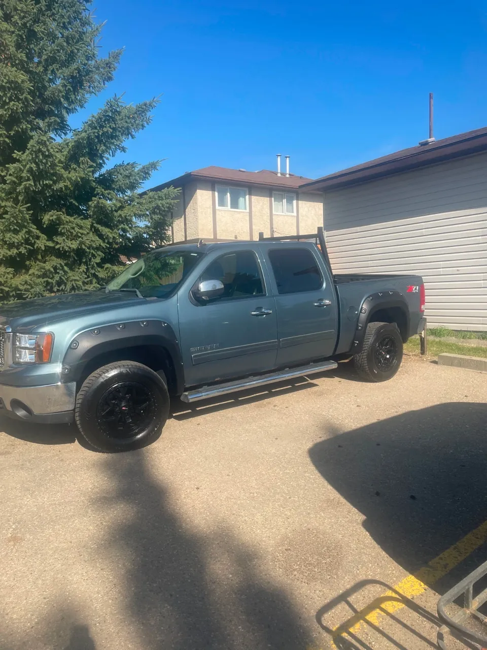 GMC Sierra 1500 2011 photo 3