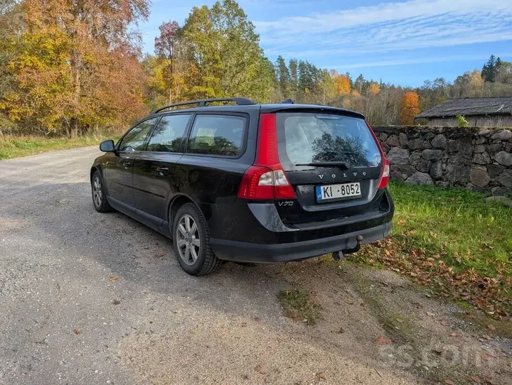 Volvo V70 2009 photo 3