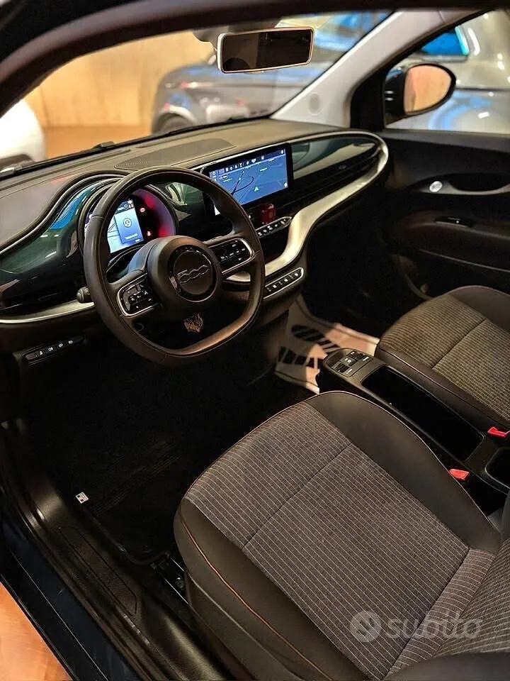 Fiat 500E 2021 photo 3