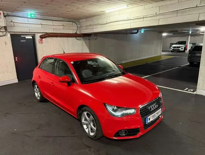 Audi A1 2012 photo 3