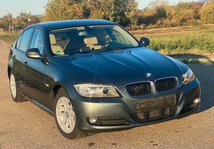 BMW E90