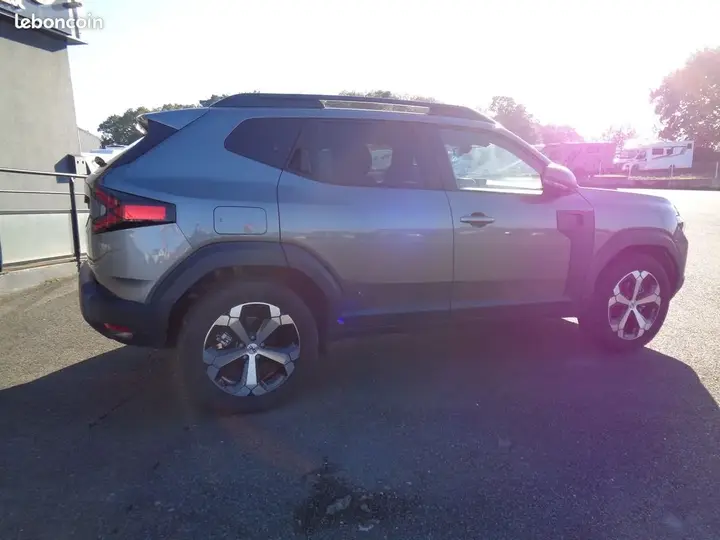 Dacia Duster 2026 photo 2
