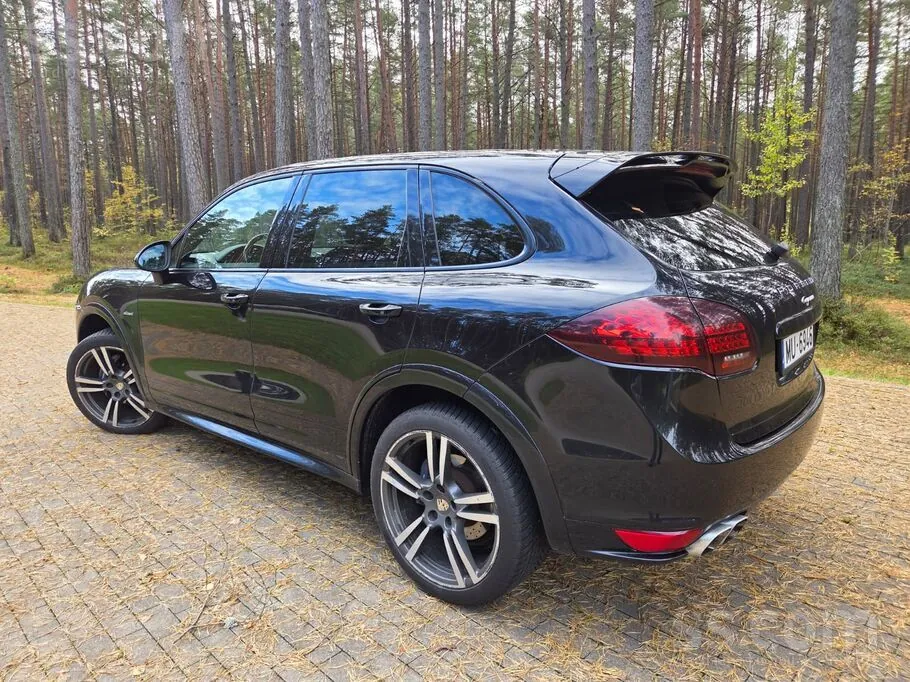 Porsche Cayenne 2012 photo 3