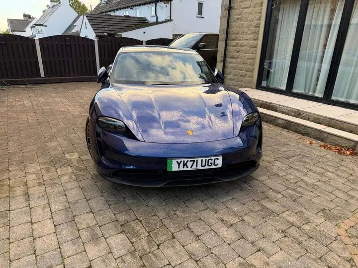 Porsche Taycan