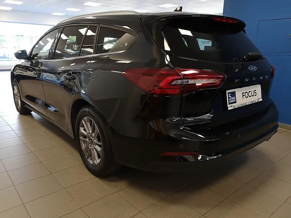 Ford Focus 2026 photo 2