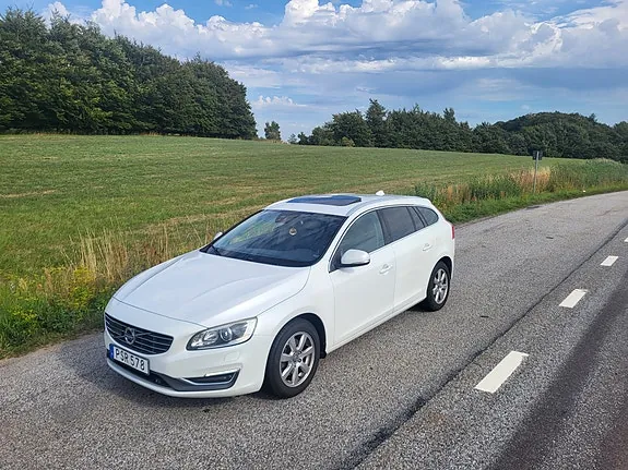 Volvo V60 2014 photo 2