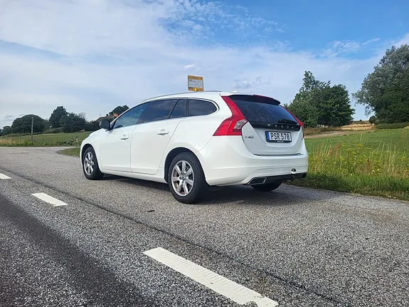 Volvo V60 2014 photo 3