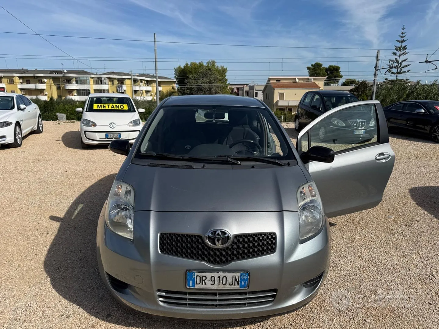 Toyota Yaris 2008 photo 2