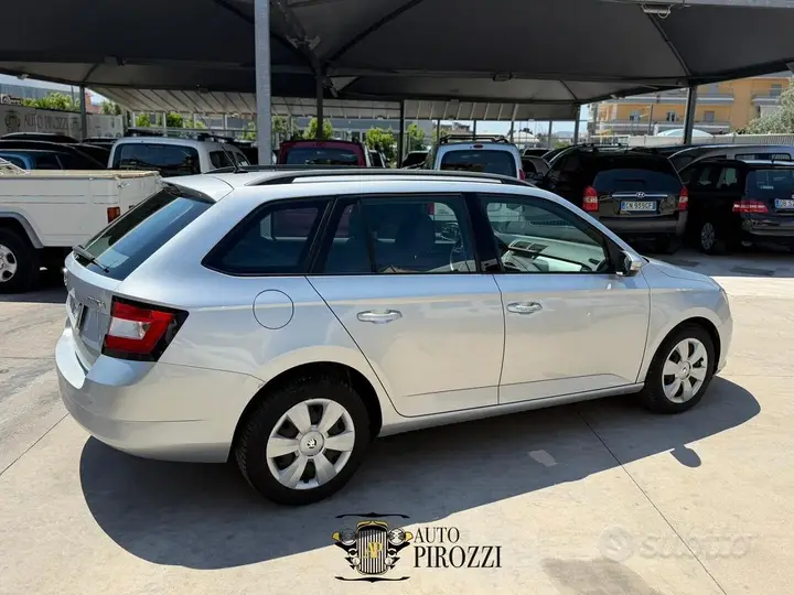 Skoda Fabia 2016 photo 4