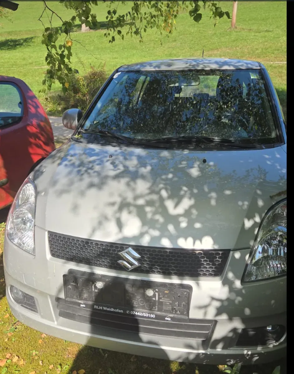 Suzuki Swift 2006 photo 3