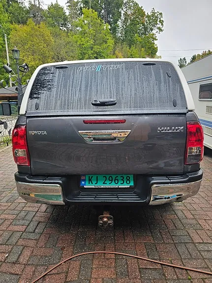 Toyota Hilux 2017 photo 2