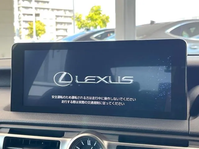 Lexus Is300 2021 photo 3