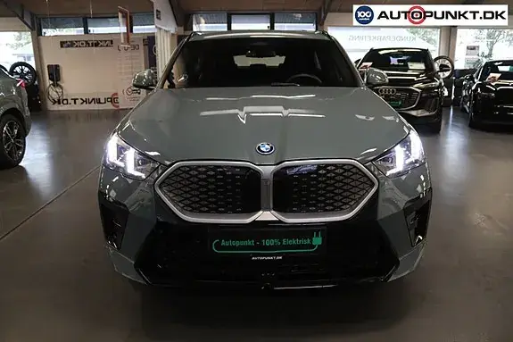 BMW Ix2 2026 photo 2
