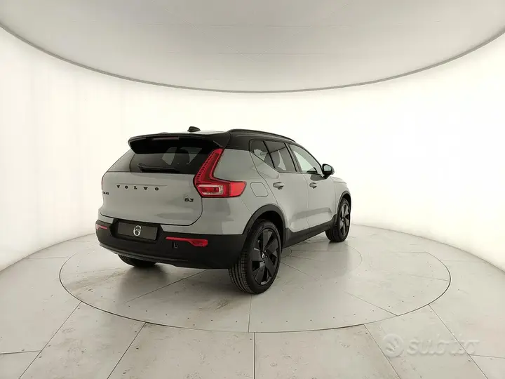Volvo Xc40 photo 3