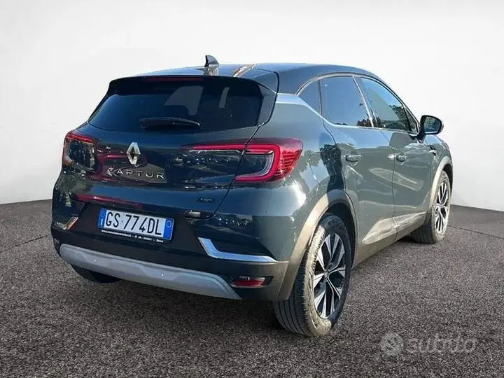 Renault Captur 2023 photo 3