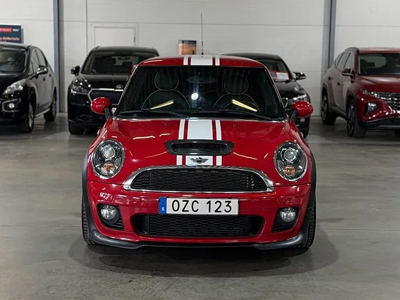 Mini John Cooper Works 2013 photo 2