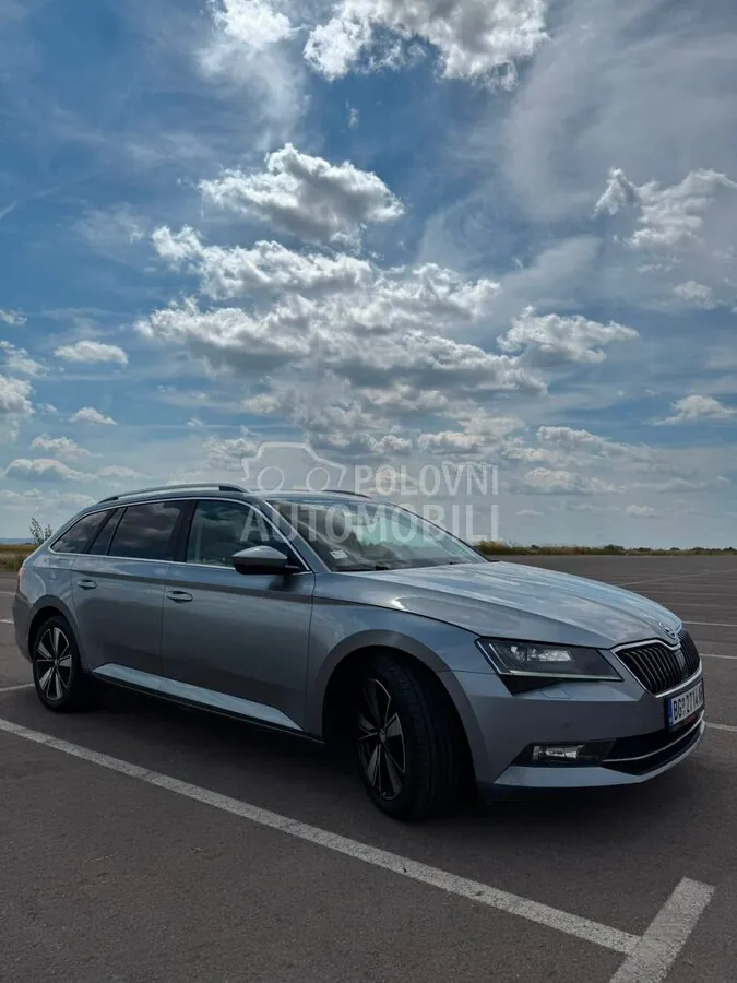Skoda Superb 2016 photo 2