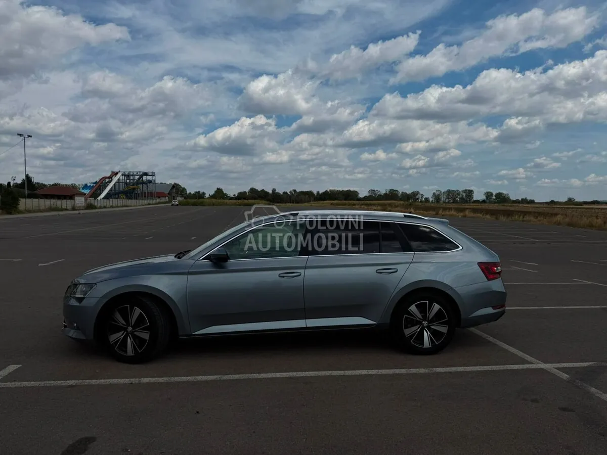 Skoda Superb 2016 photo 4
