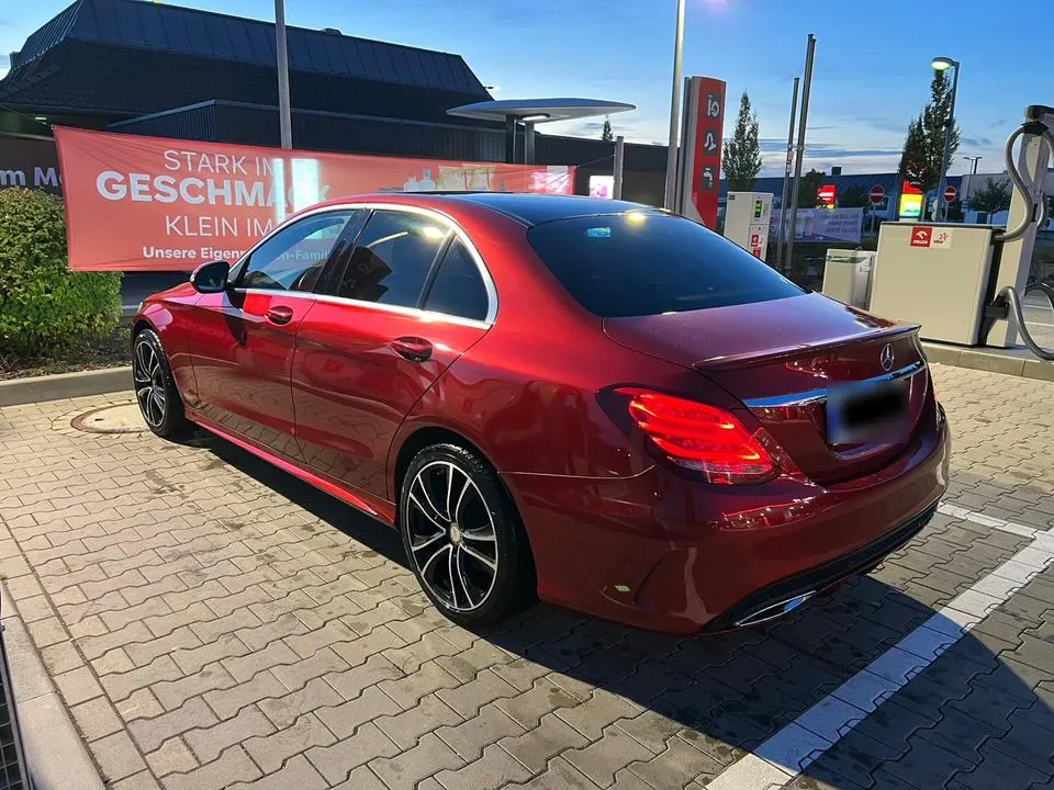 Mercedes-Benz C-Class