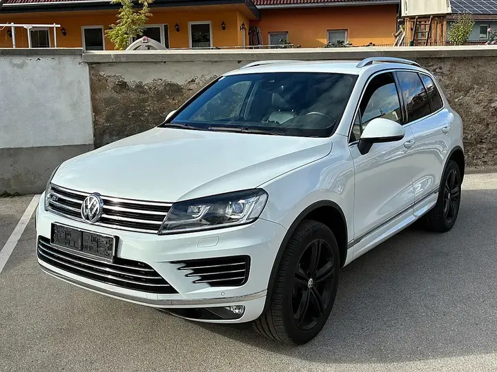 Volkswagen Touareg
