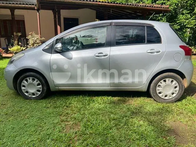 Toyota Vitz 2007 photo 3