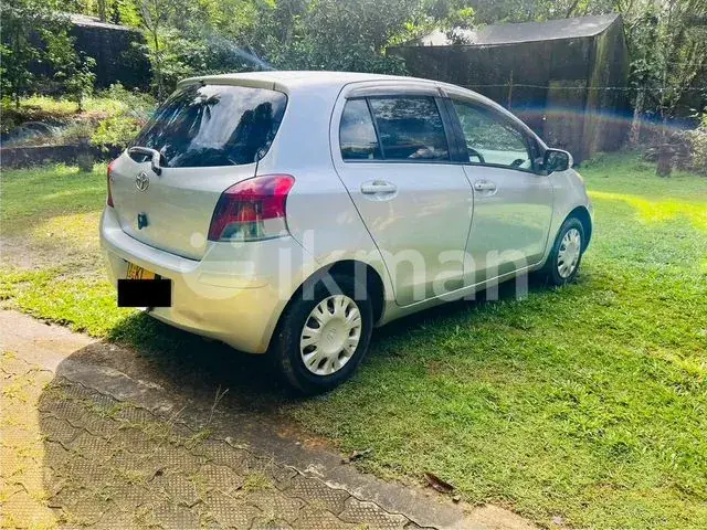 Toyota Vitz 2007 photo 5